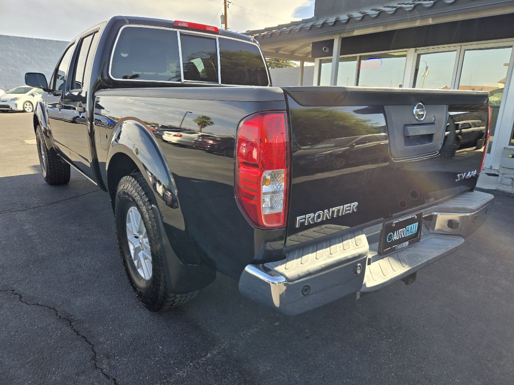 2015 Nissan Frontier Image 3