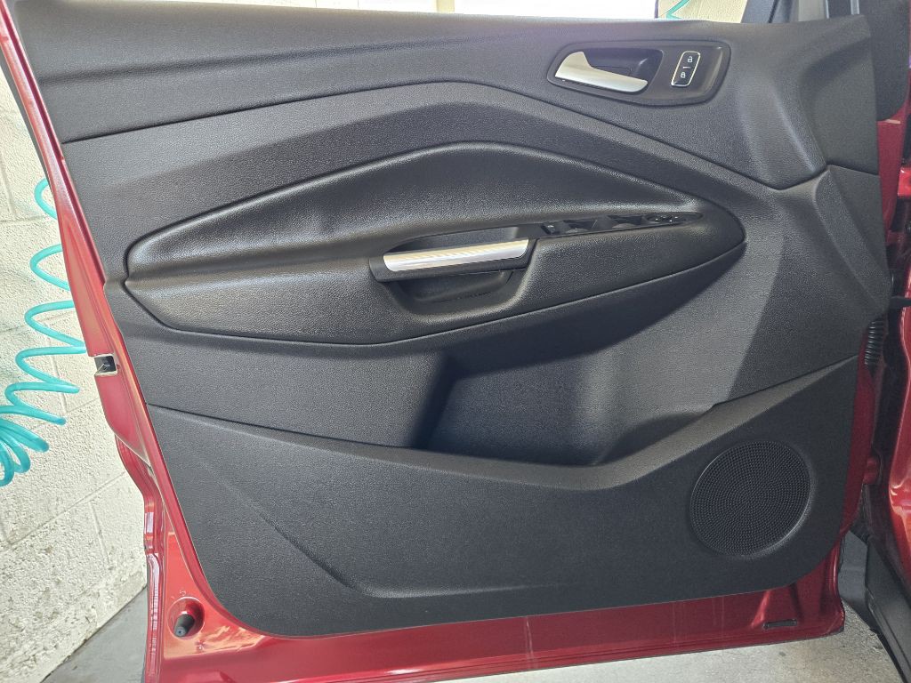 2016 Ford Escape Image 9