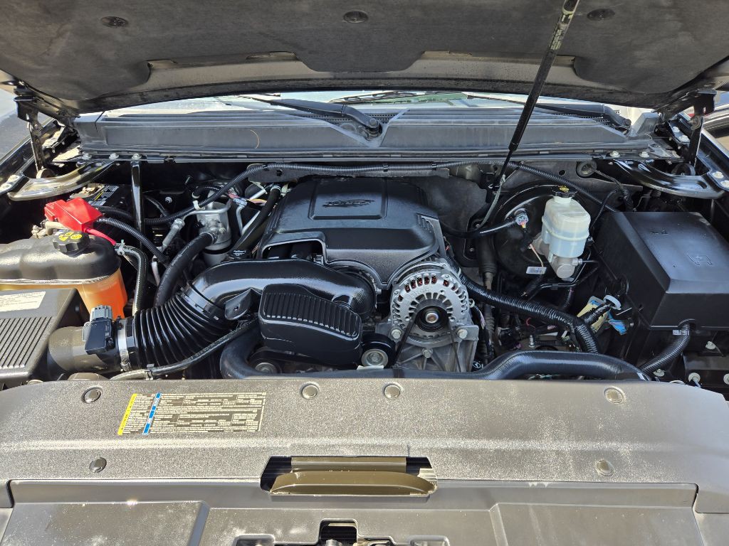 2011 Chevrolet Tahoe Image 19