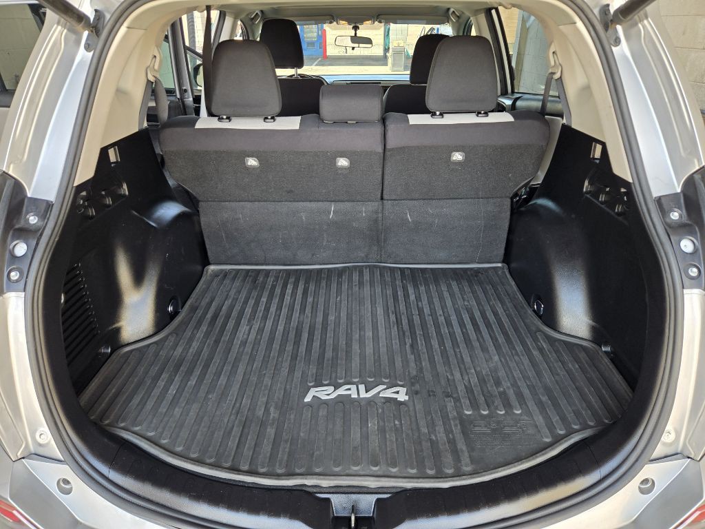 2016 Toyota Rav4 Image 38