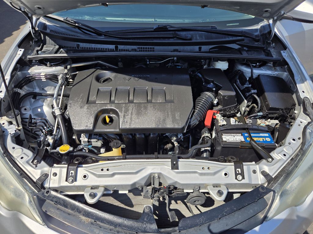 2014 Toyota Corolla Image 16
