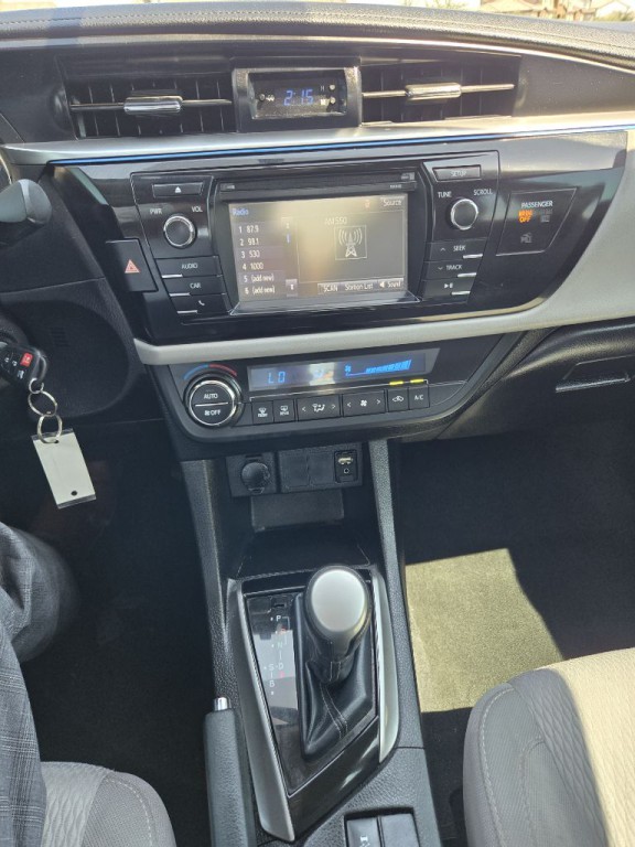 2014 Toyota Corolla Image 19