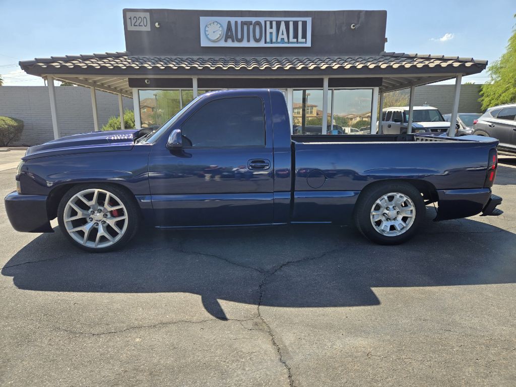 2005 Chevrolet Silverado 1500 Image 2