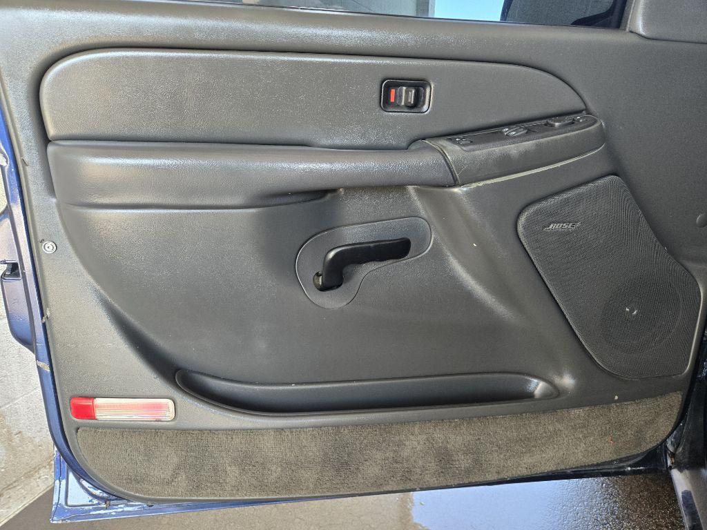 2005 Chevrolet Silverado 1500 Image 13