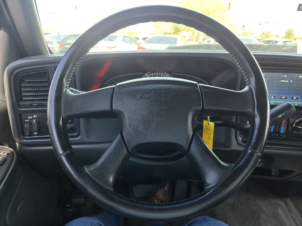 2005 Chevrolet Silverado 1500 Image 16