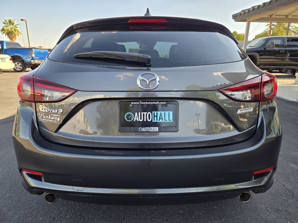 2017 Mazda Mazda3 Image 4