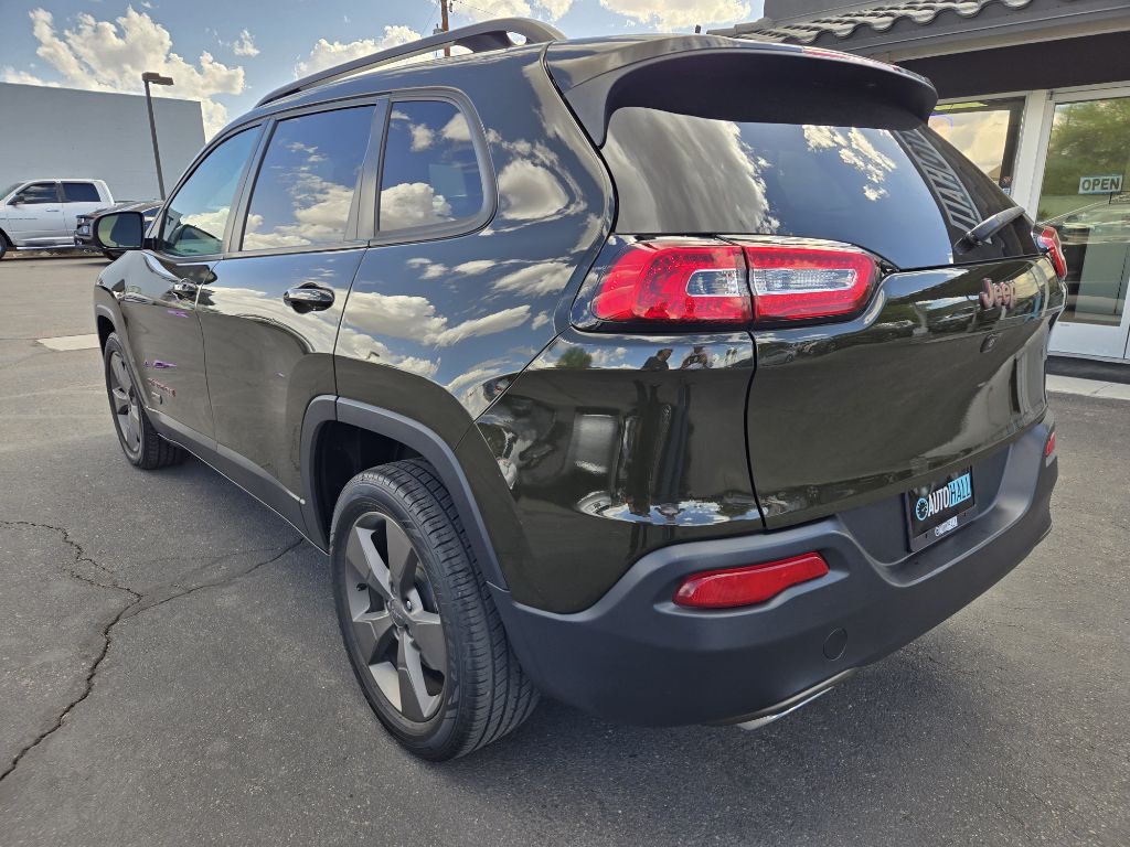 2017 Jeep Cherokee Image 3