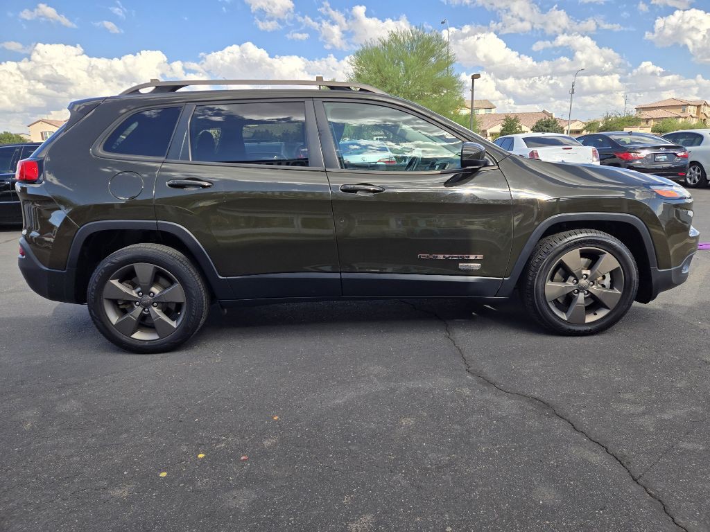 2017 Jeep Cherokee Image 6