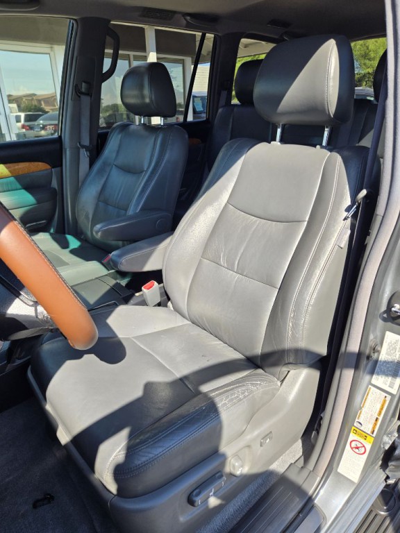 2005 Lexus GX Image 9