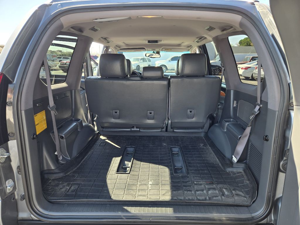 2005 Lexus GX Image 16