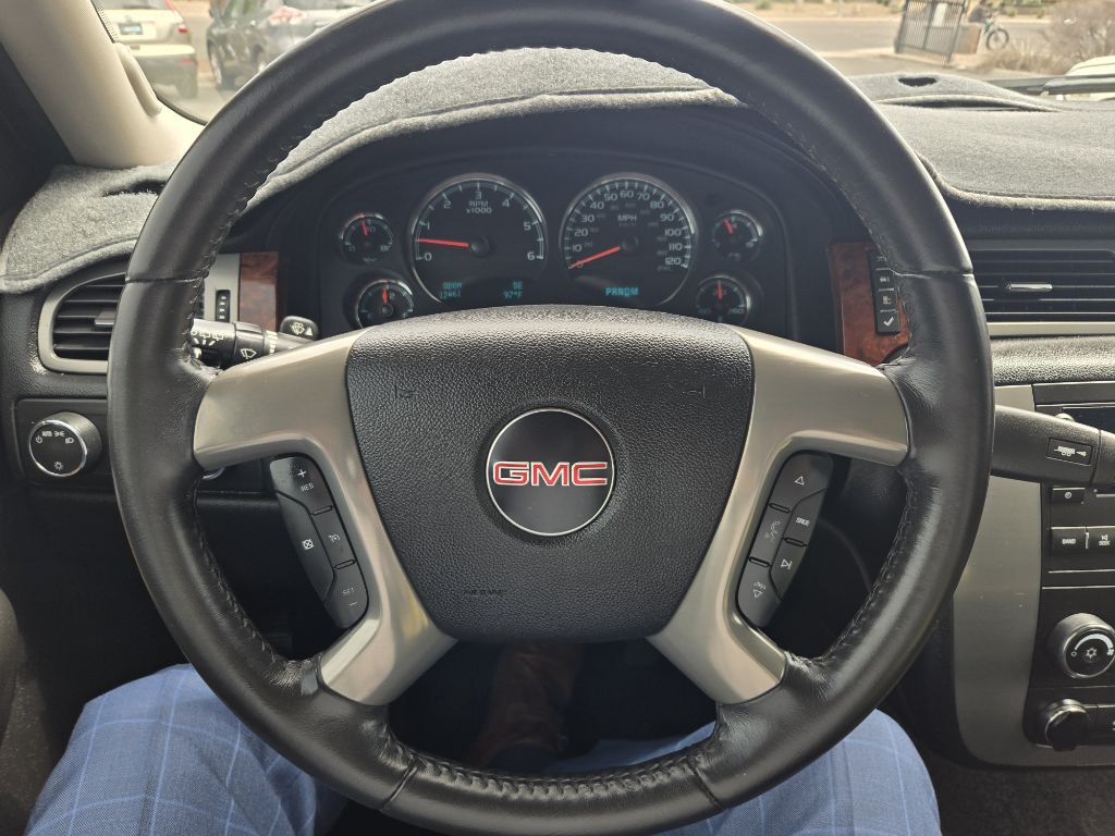 2009 GMC Yukon Image 25