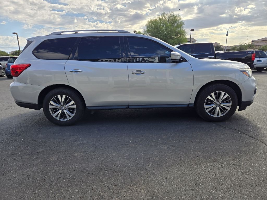 2019 Nissan Pathfinder Image 6