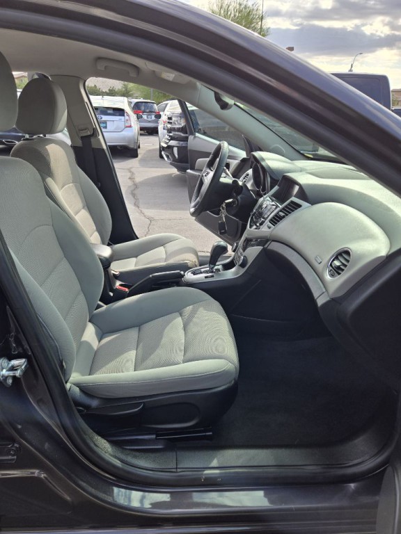 2016 Chevrolet Cruze Image 13