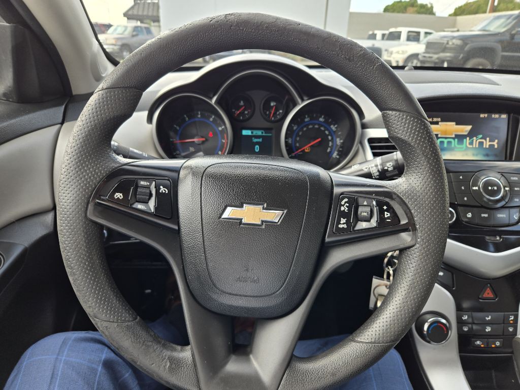 2016 Chevrolet Cruze Image 17