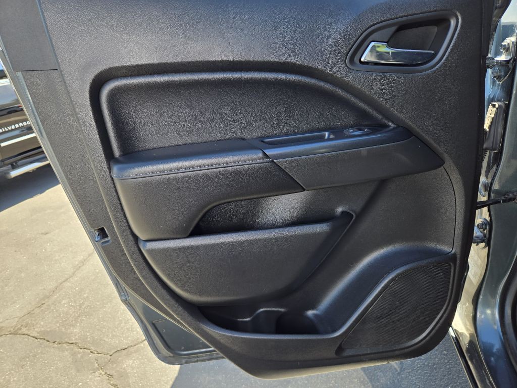 2015 GMC Canyon Image 12