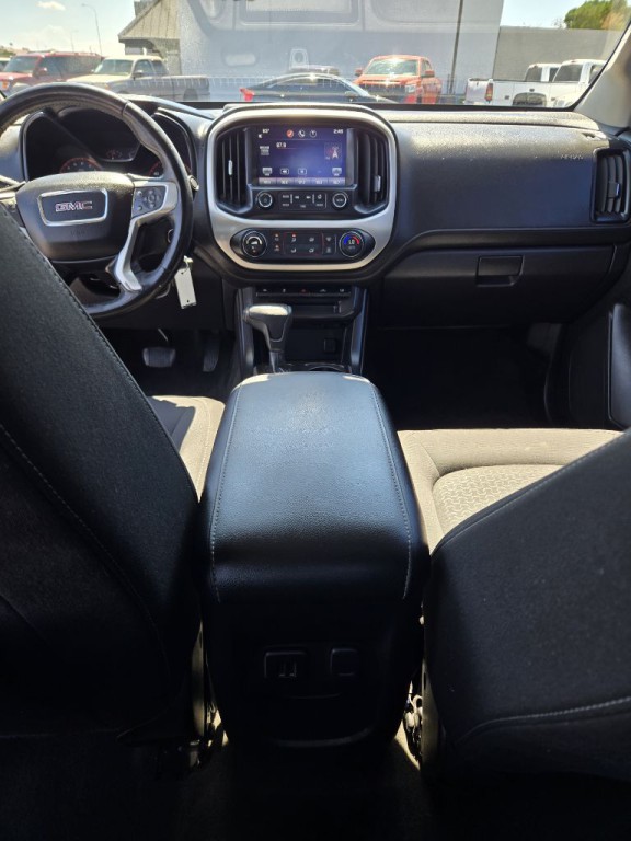 2015 GMC Canyon Image 17