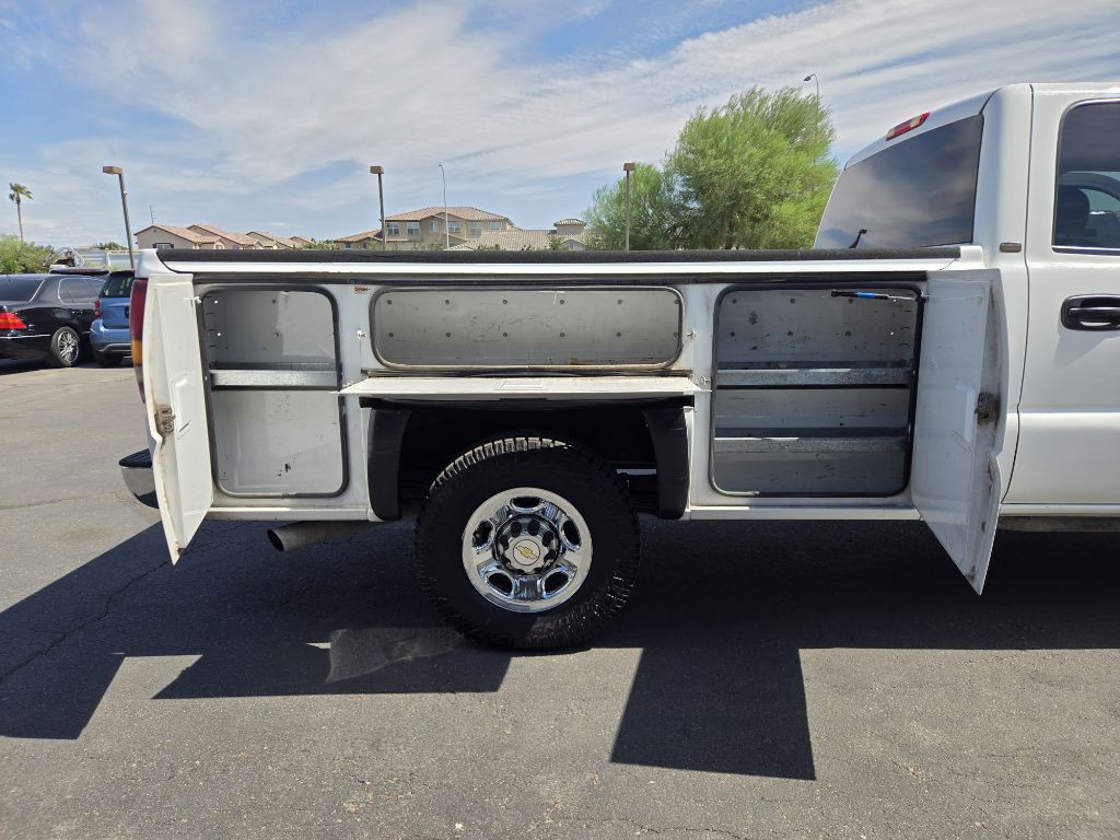 2002 Chevrolet Silverado 1500 Image 9