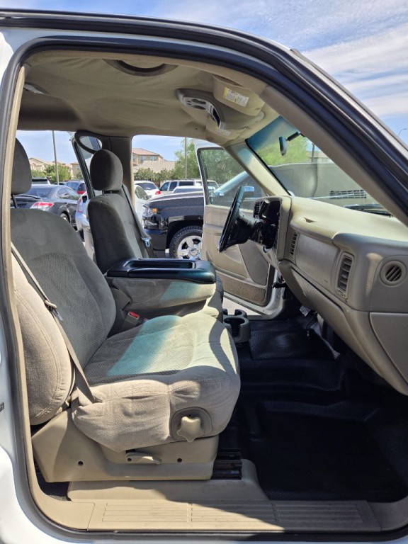 2002 Chevrolet Silverado 1500 Image 17
