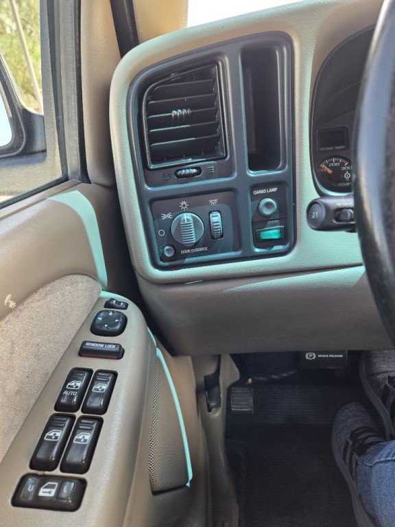 2002 Chevrolet Silverado 1500 Image 23