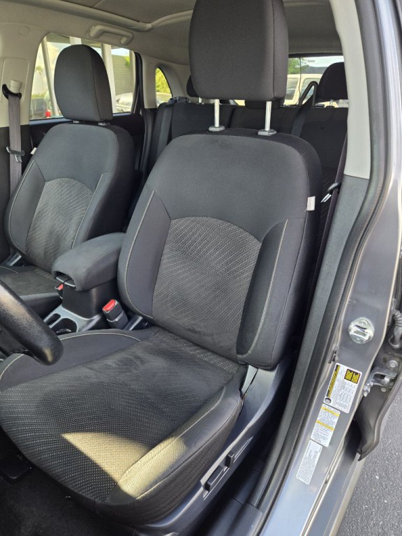 2014 Mitsubishi Outlander Image 9