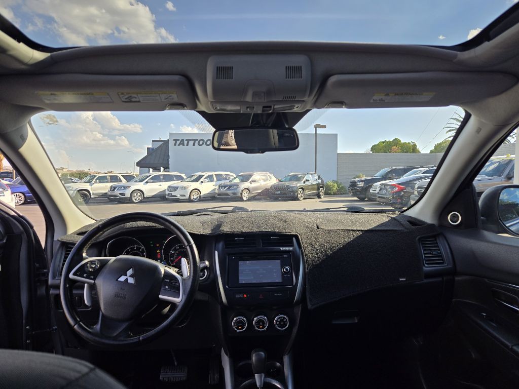 2014 Mitsubishi Outlander Image 14