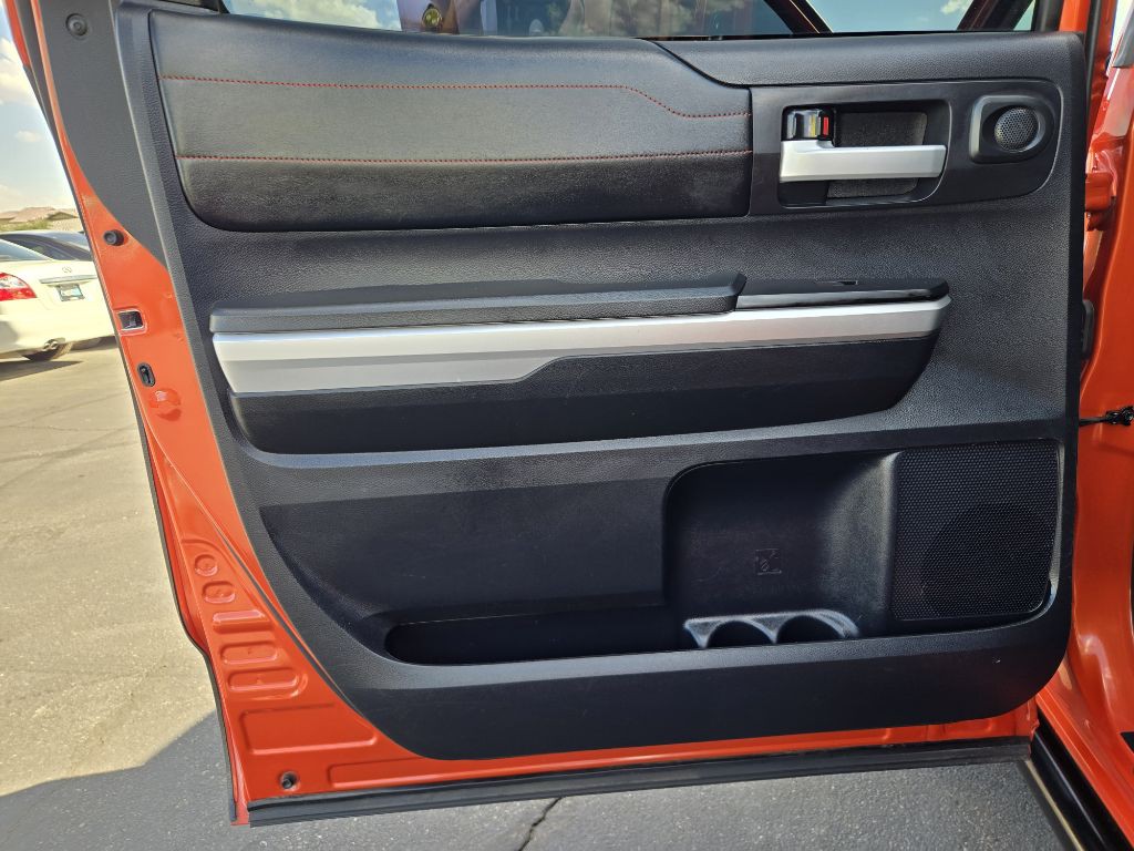 2015 Toyota Tundra Image 12