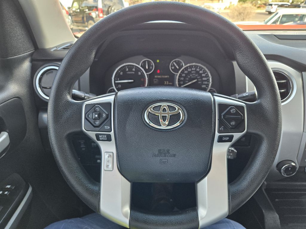 2015 Toyota Tundra Image 20