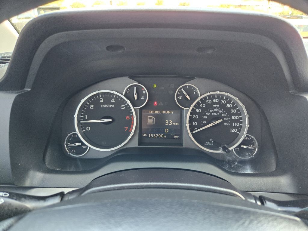 2015 Toyota Tundra Image 24