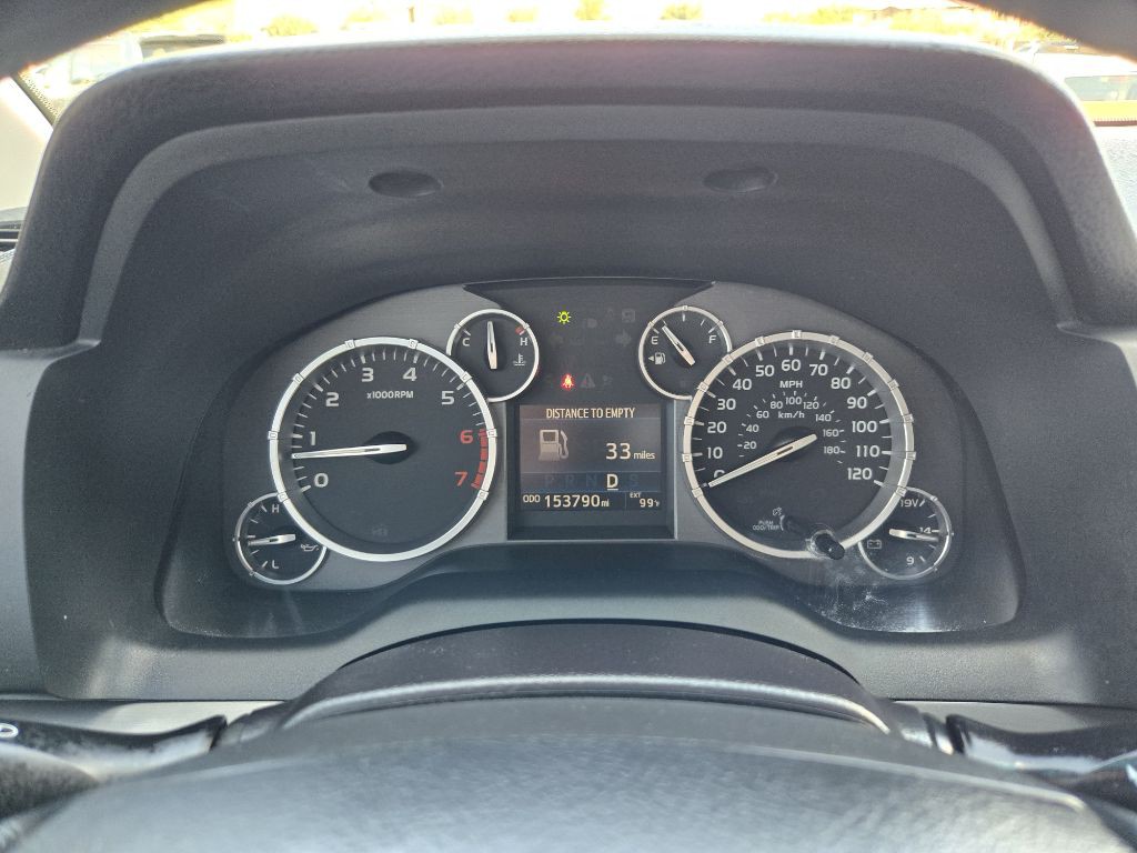 2015 Toyota Tundra Image 26