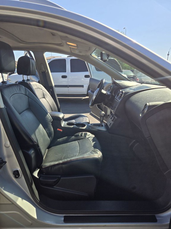 2012 Nissan Rogue Image 16