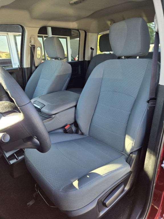2018 RAM 1500 Image 12