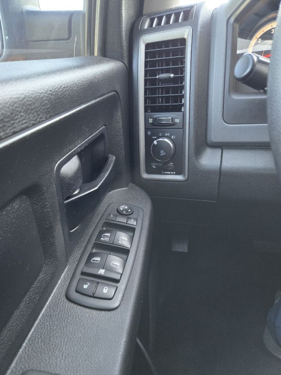2018 RAM 1500 Image 27