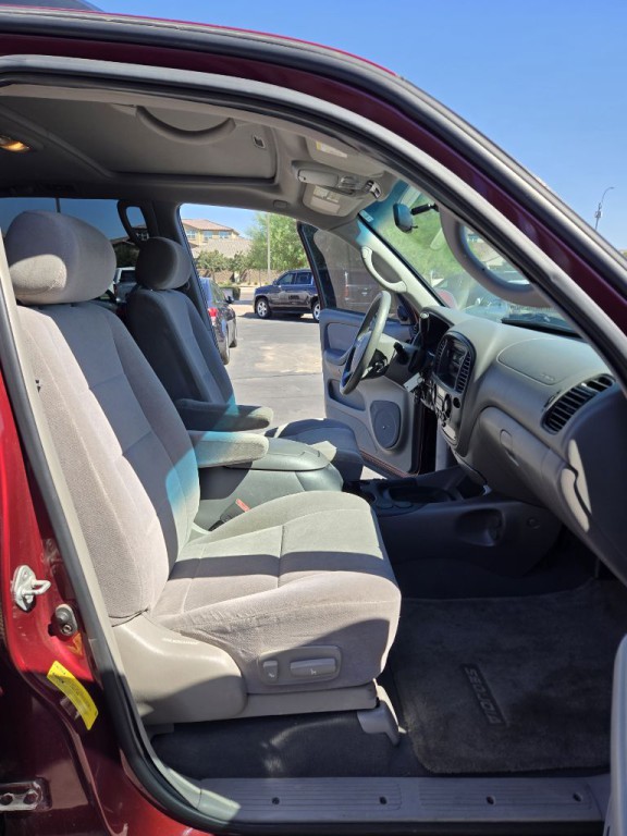 2003 Toyota Sequoia Image 18
