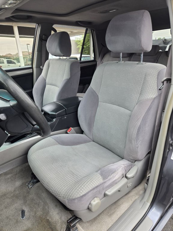 2004 Toyota 4Runner Image 11