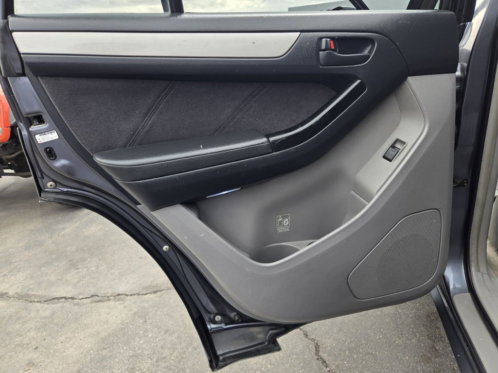 2004 Toyota 4Runner Image 14