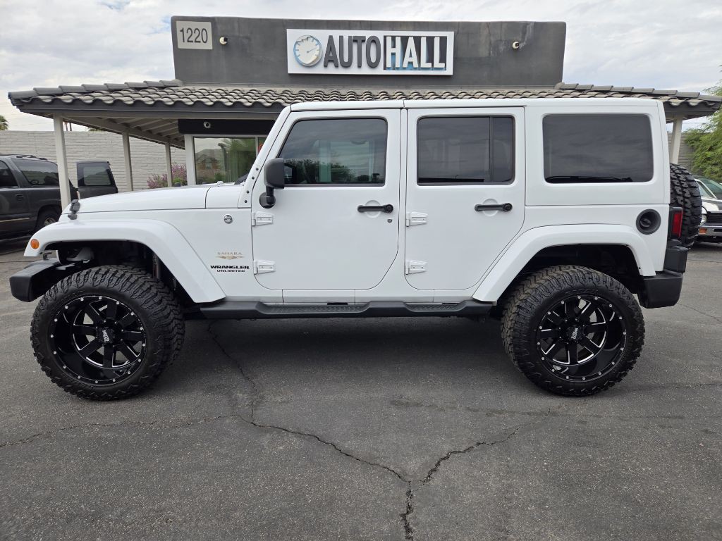 2012 Jeep Wrangler Unlimited Image 2