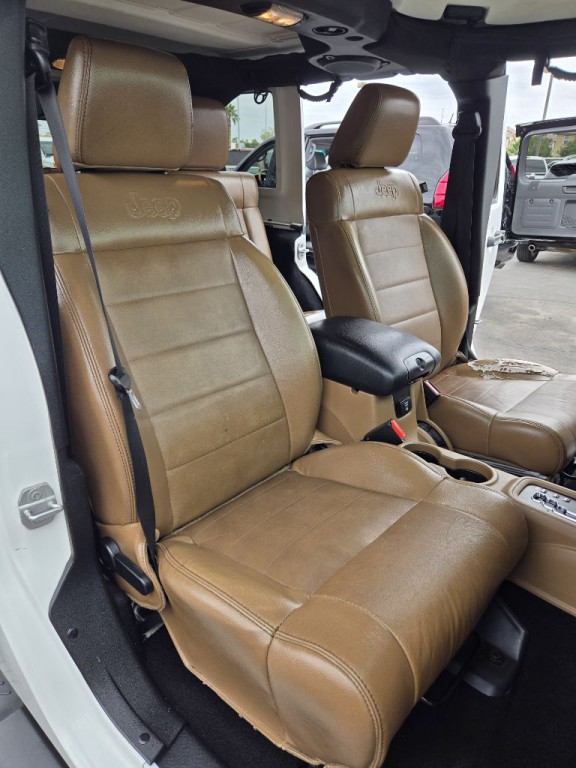 2012 Jeep Wrangler Unlimited Image 14