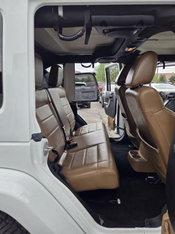 2012 Jeep Wrangler Unlimited Image 16