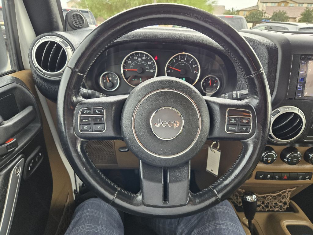 2012 Jeep Wrangler Unlimited Image 21