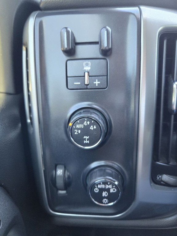 2015 Chevrolet Silverado 1500 Image 23