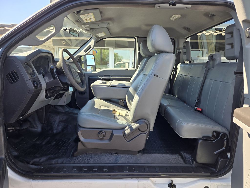 2012 Ford F-250 Image 12