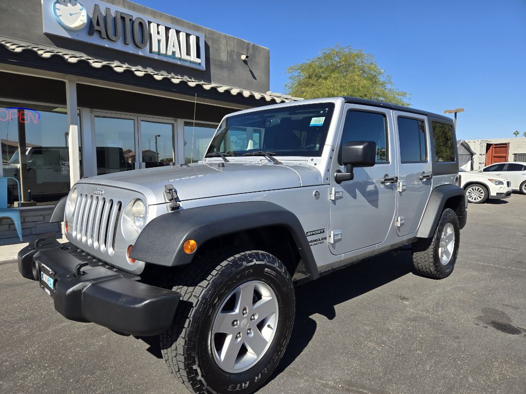 2011 Jeep Wrangler Unlimited Image 1