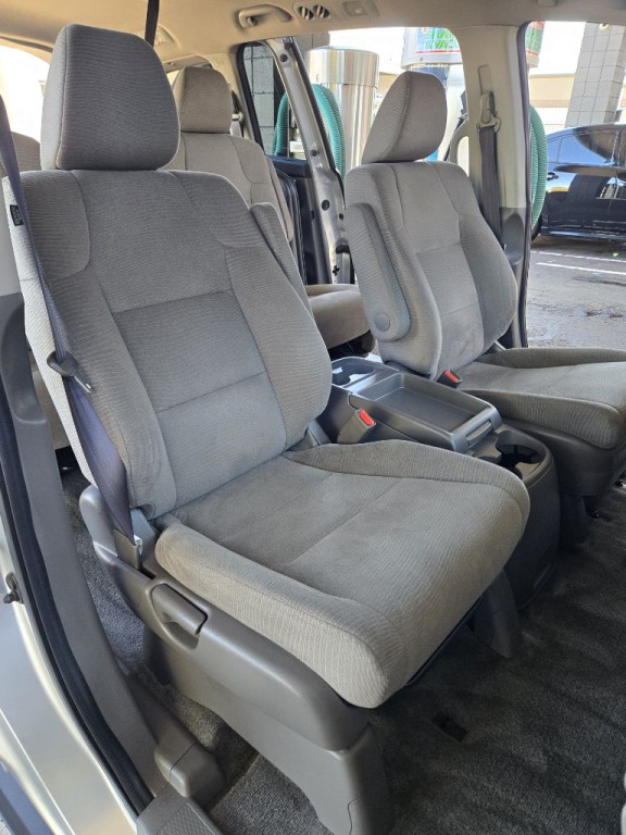 2011 Honda Odyssey Image 13