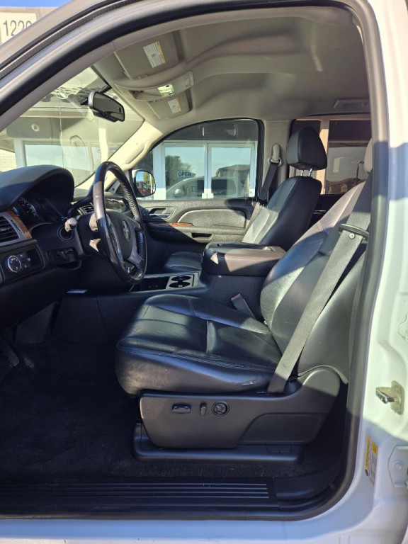 2008 GMC Sierra Image 9