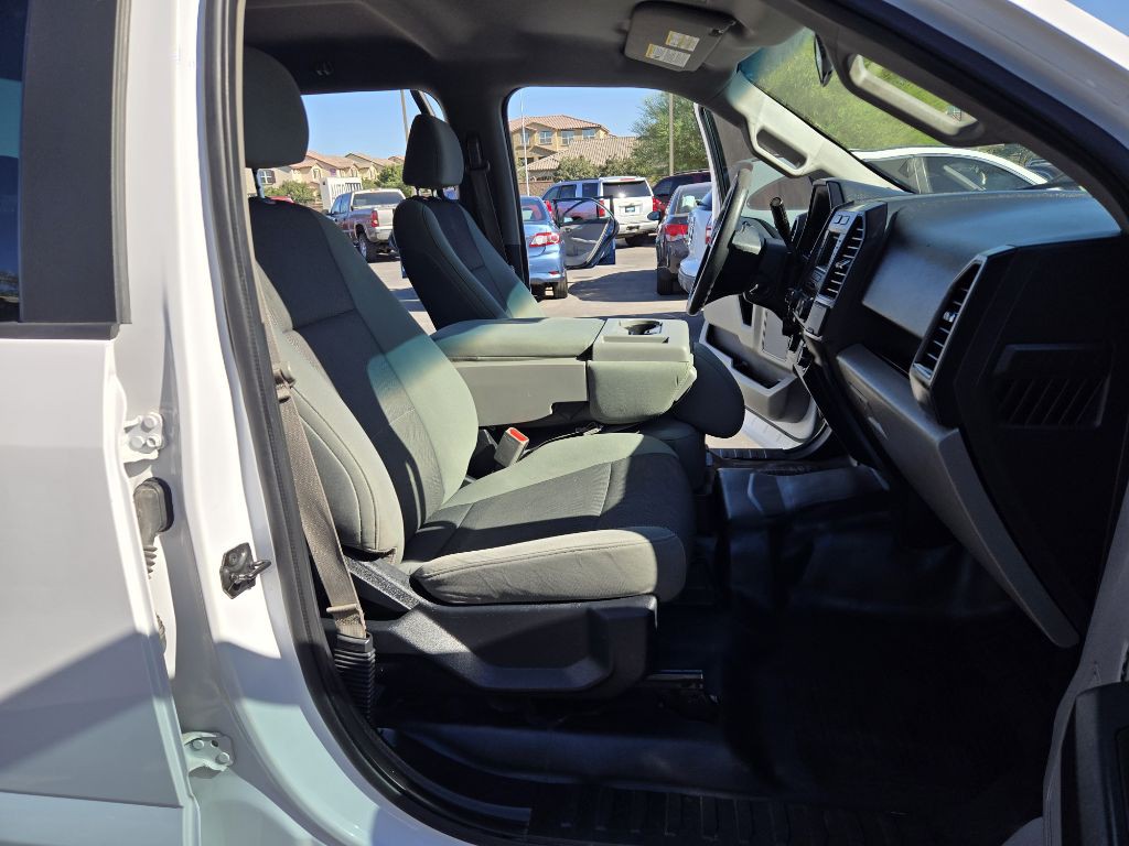 2016 Ford F-150 Image 18