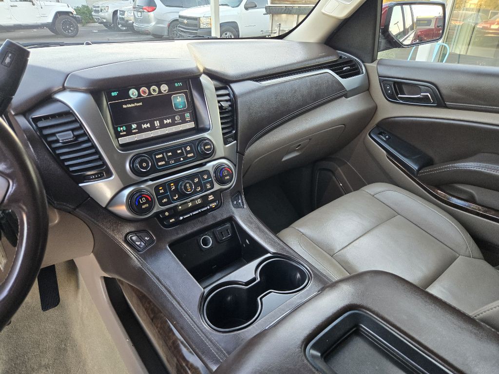 2016 Chevrolet Suburban Image 19