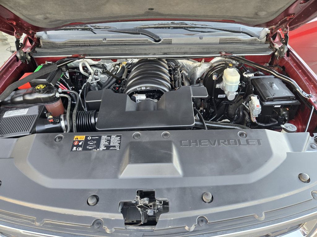 2016 Chevrolet Suburban Image 21