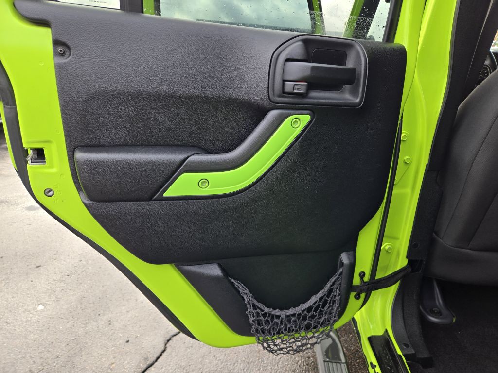 2012 Jeep Wrangler Unlimited Image 14