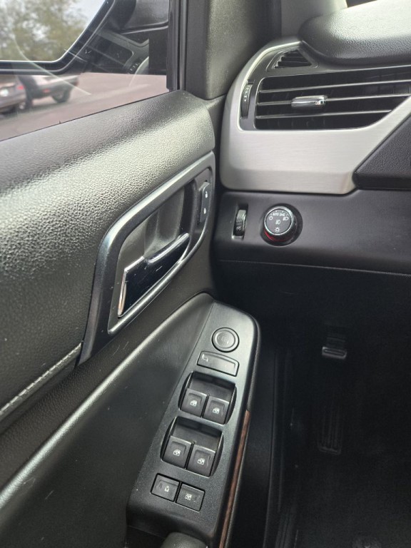 2015 GMC Yukon Image 27