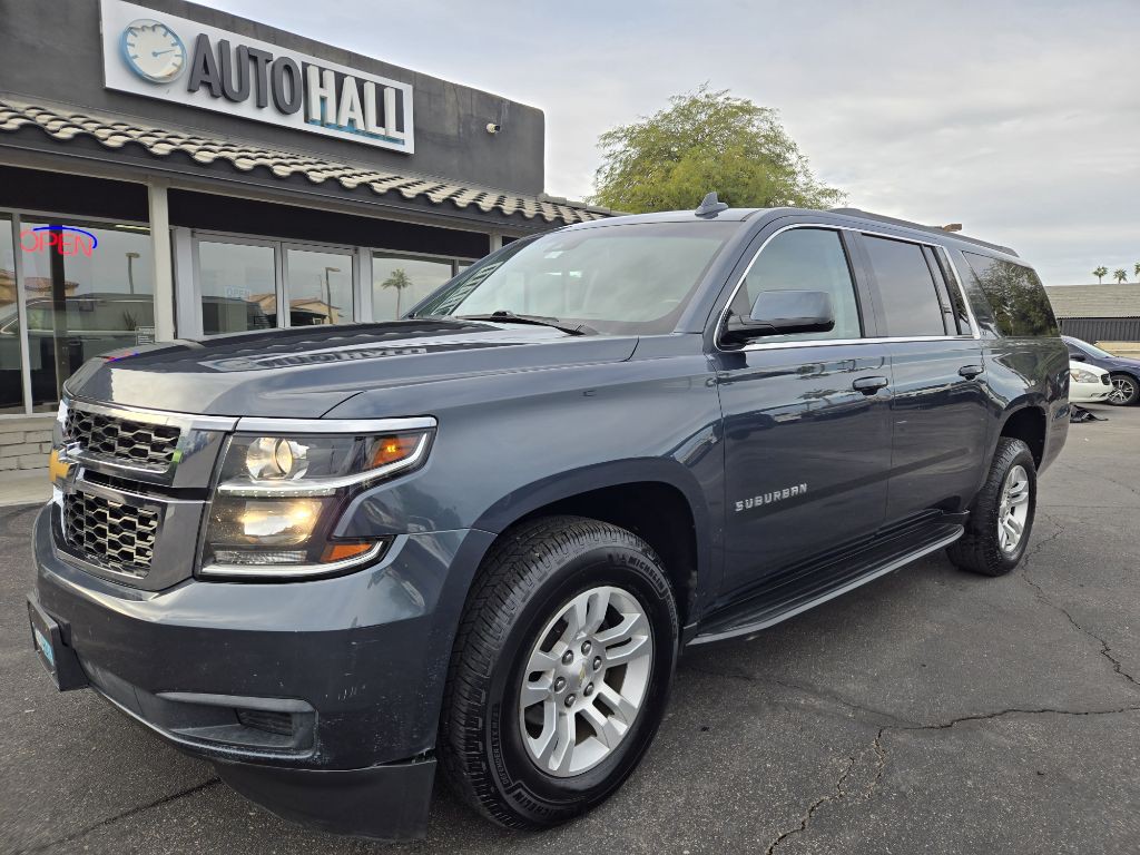 2019 Chevrolet Suburban Image 1